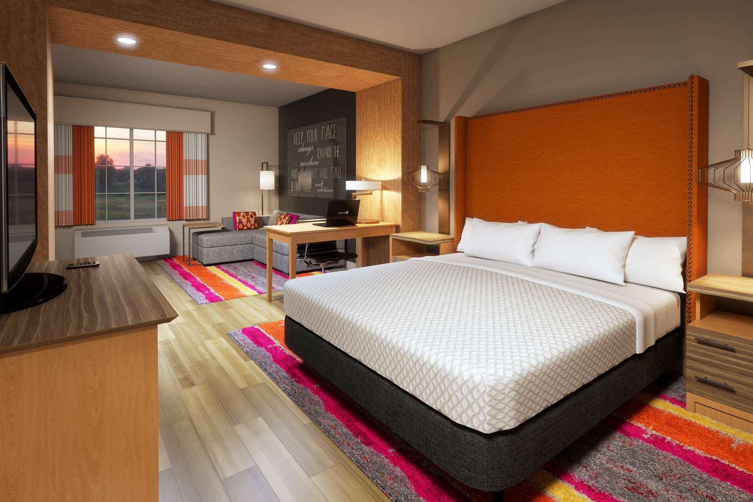 La Quinta Inn & Suites By Wyndham Lewisville Bagian luar foto