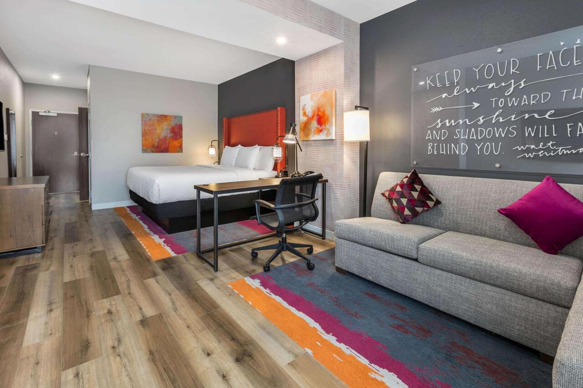 La Quinta Inn & Suites By Wyndham Lewisville Ruang foto
